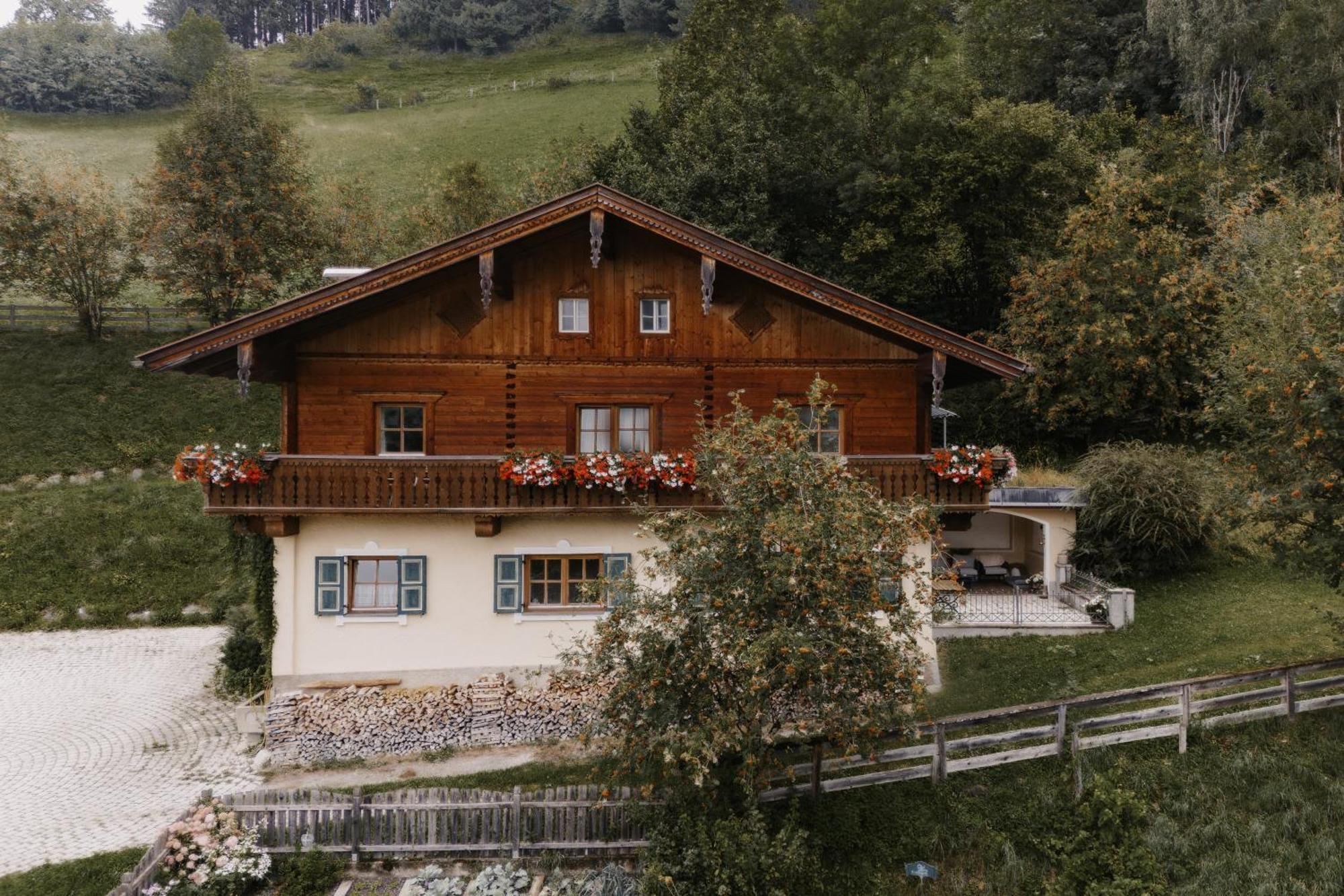Gut Berg Naturhotel Sankt Johann im Pongau Rum bild