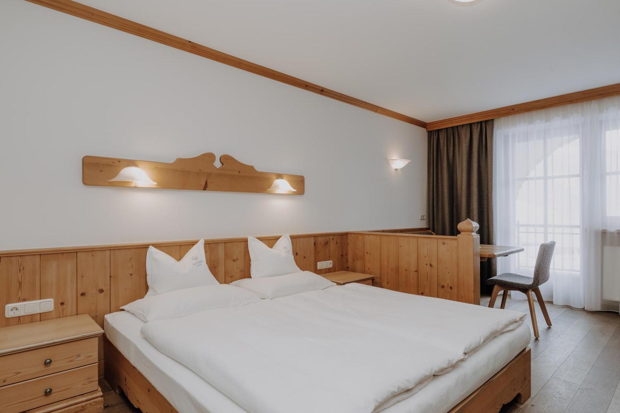 Gut Berg Naturhotel Sankt Johann im Pongau Rum bild